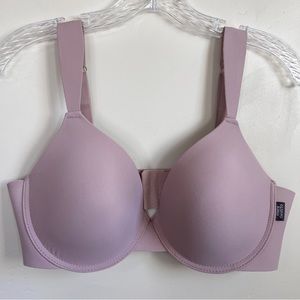 38 D. NWOT. T-shirt bra. Vince Camino.